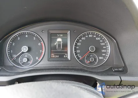 2010 Volkswagen Eos Komfort z USA, uszkodzony, nr VIN WVWBA7AH6AV020972